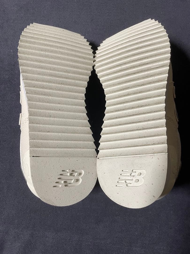 新品23cmニューバランス newbalance 厚底スニーカー574+