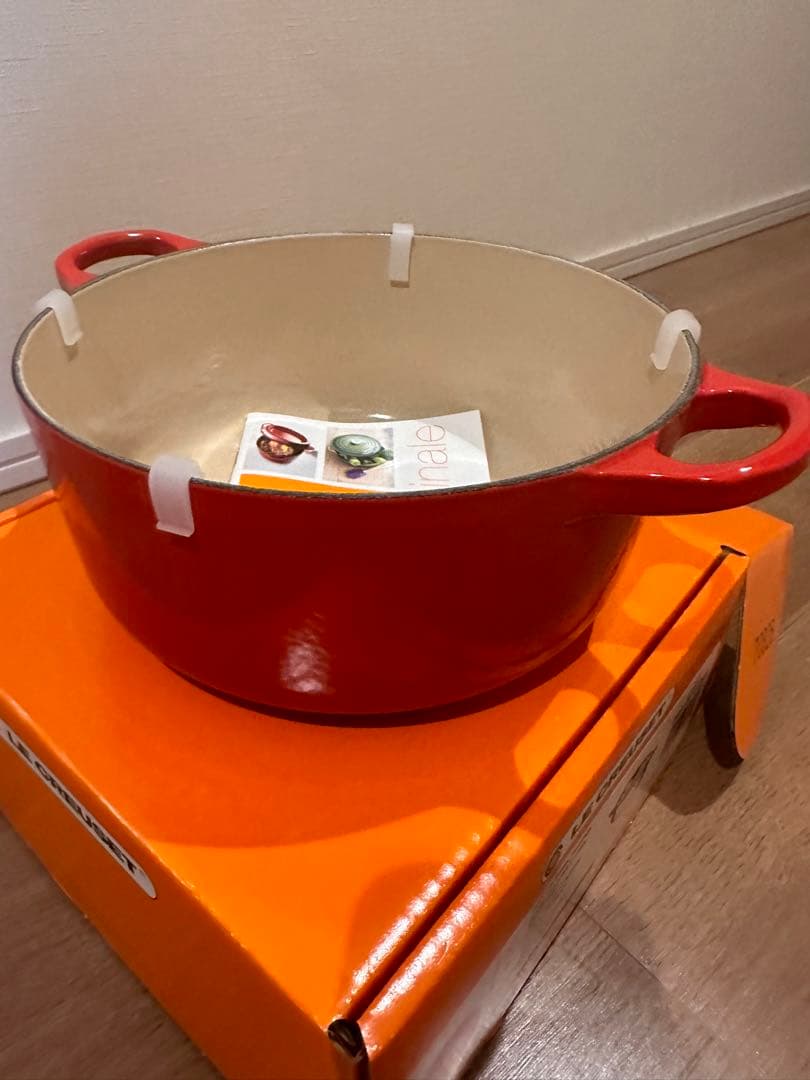 最終価格　ル・クルーゼ　シグニチャー ココット・ロンド  20cm