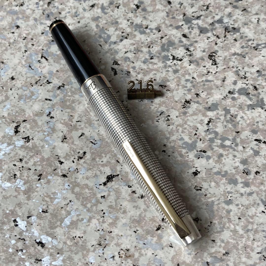 #216 オーバーホール済み 万年筆 PILOT Elite シルバー 18k