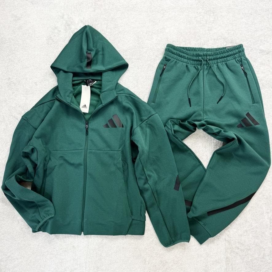 新品 adidas XLサイズ Z.N.E. セットアップ アディダス 高機能