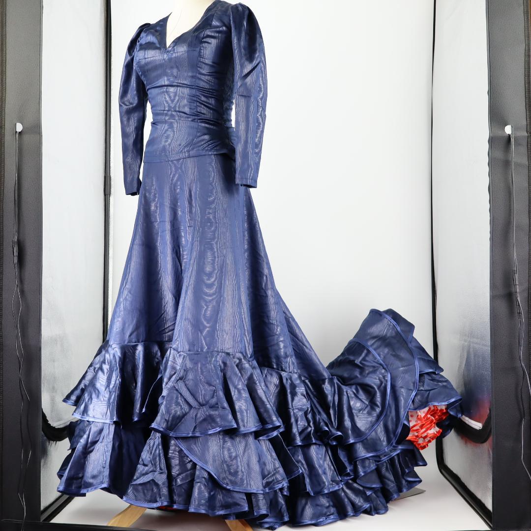 【美品 フラメンコ衣装】光沢ネイビー×柄 ブラウス バタデコーラ ファルダ