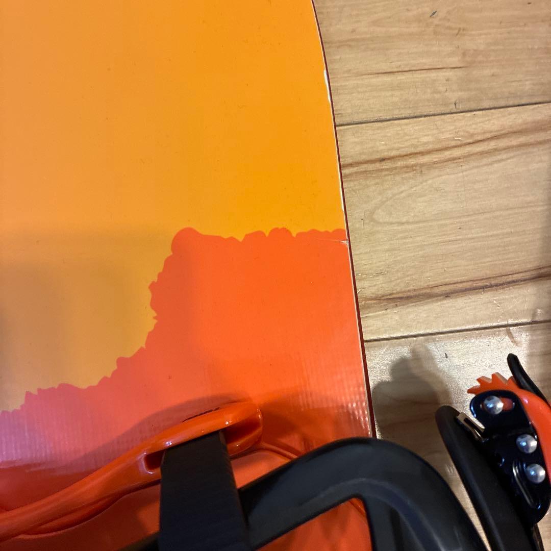 キッズスノーボードセットSALOMONボード　ブーツ　ヘルメット　ゴーグル他