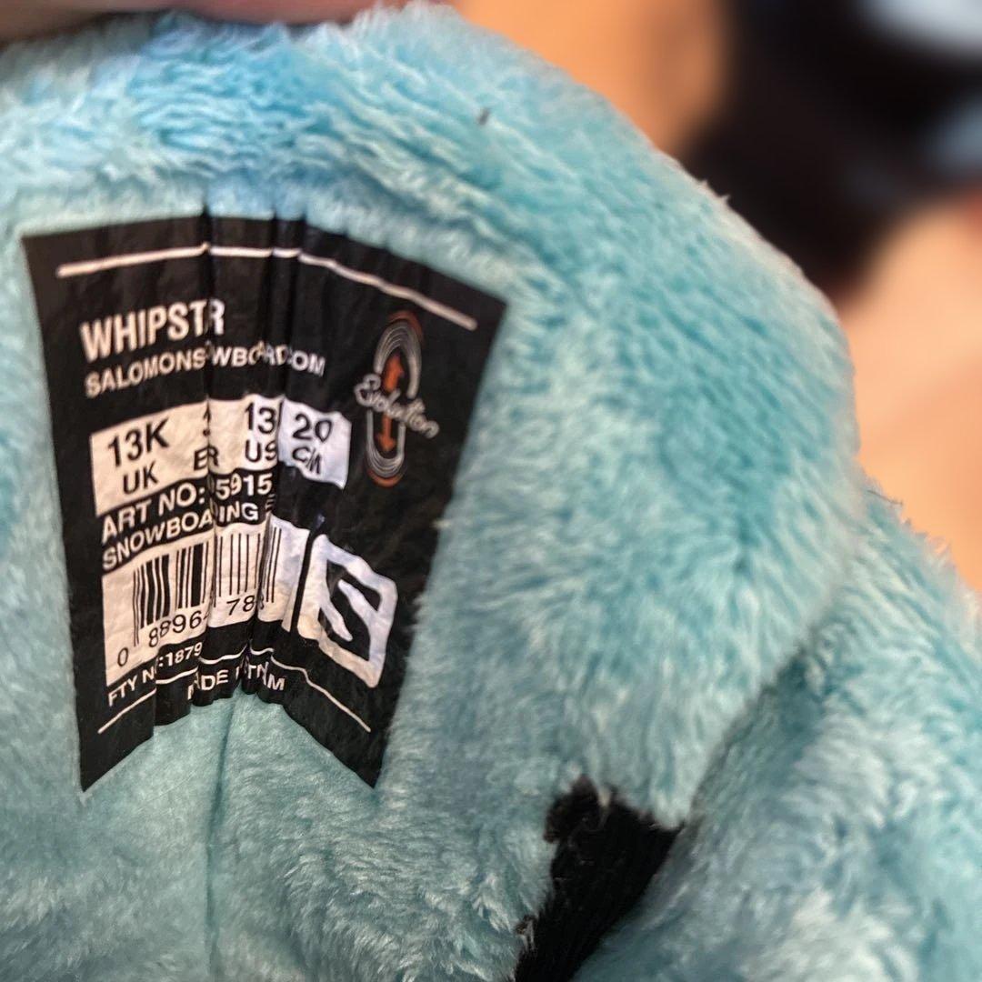 キッズスノーボードセットSALOMONボード　ブーツ　ヘルメット　ゴーグル他