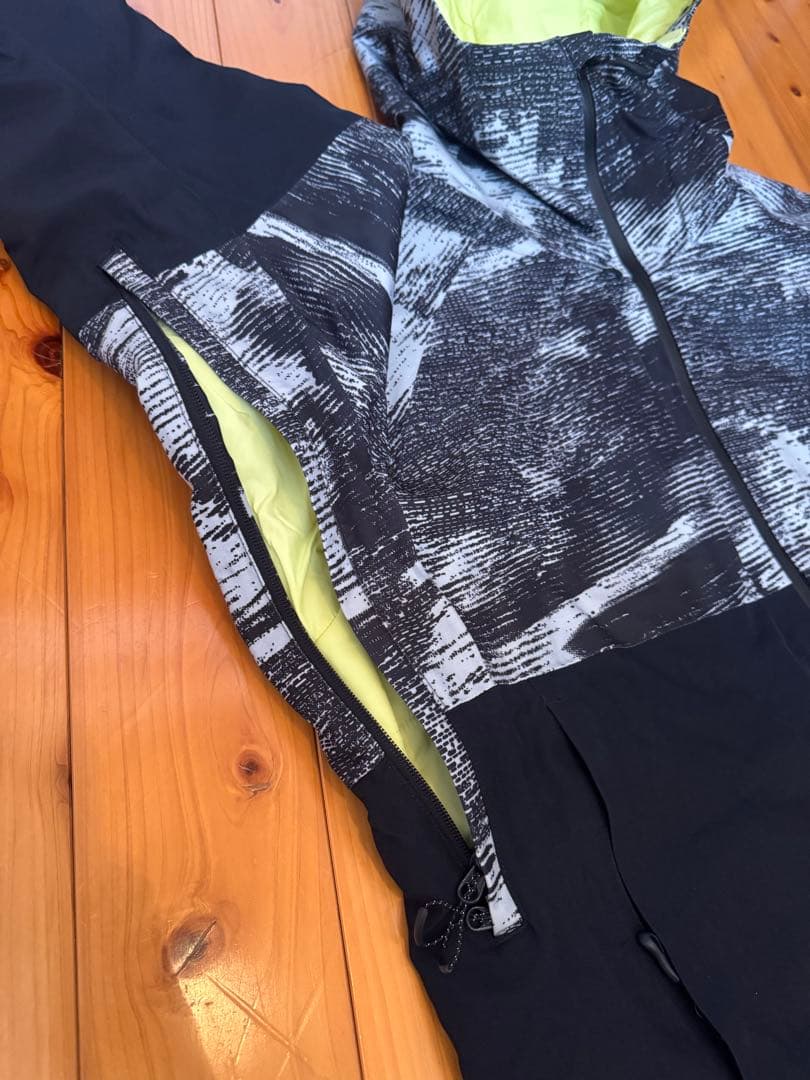 SALOMON 迷彩スノーボードウェア XL 【ほぼ新品】