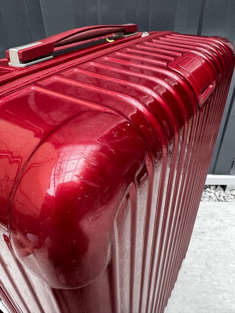 リモワ　サルサデラックス　63L 4輪