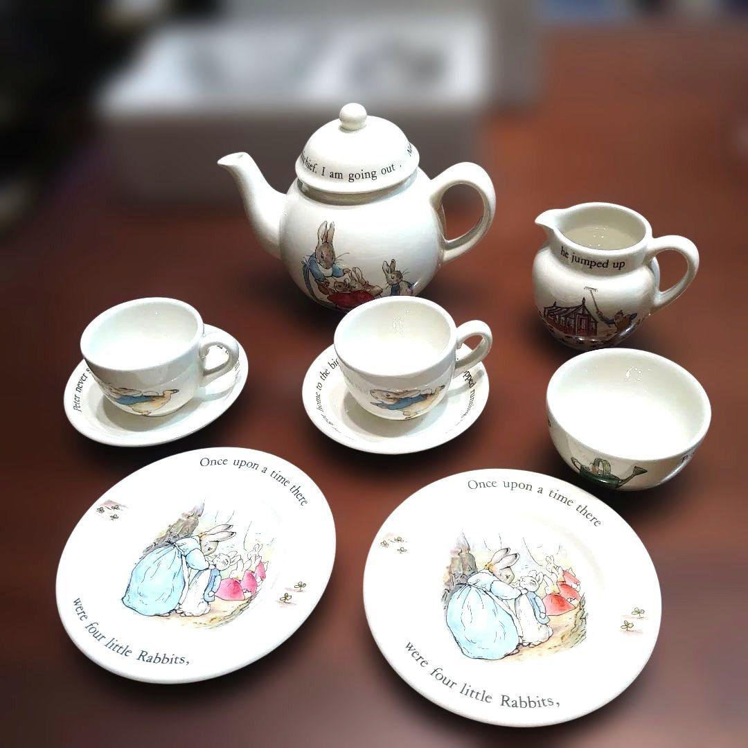 未使用　ピーターラビットチャイルドティーセット  英国製