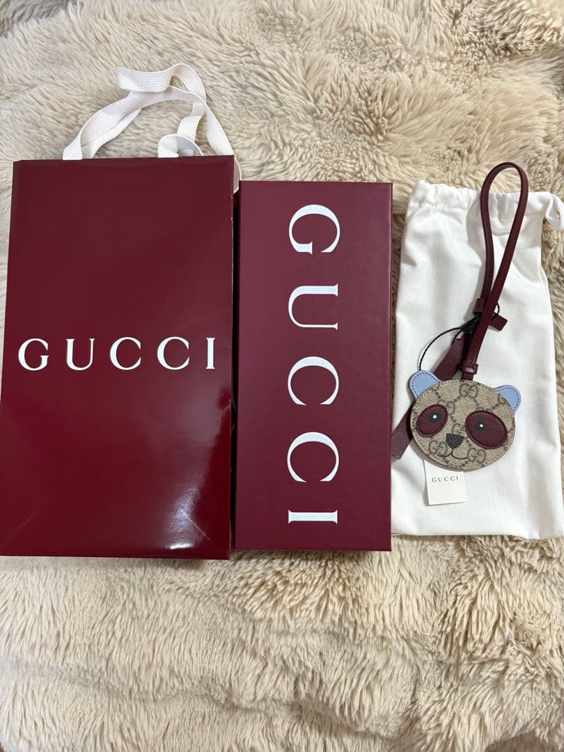 GUCCI パンダ シェイプ バッグ チャーム　新品未使用