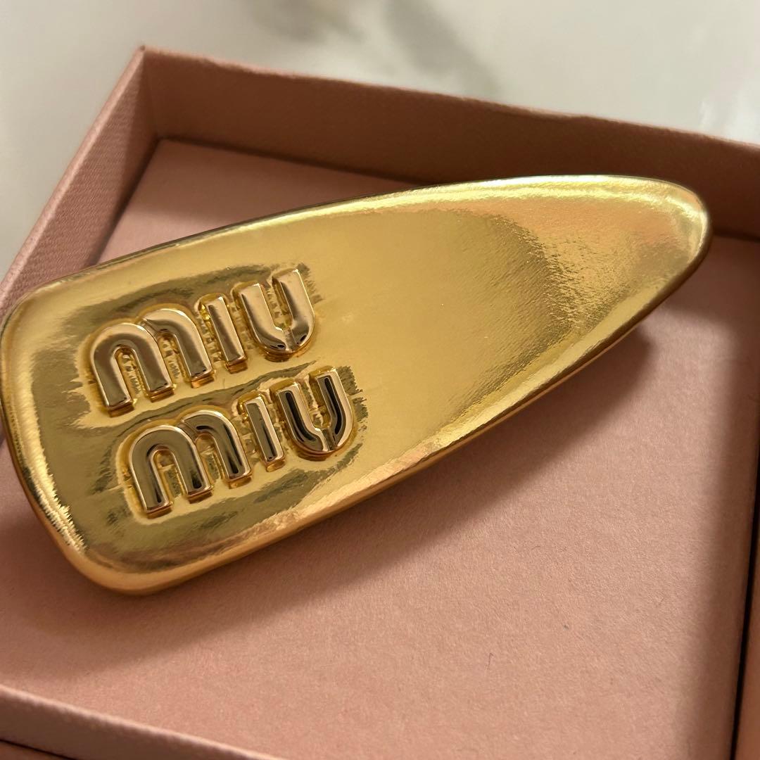 miumiu ゴールド ヘアピン ヘアクリップ