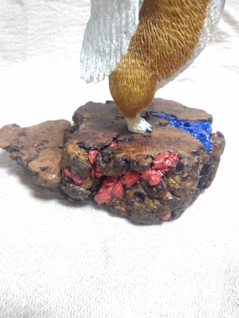 木彫りのコーギー天使への階段