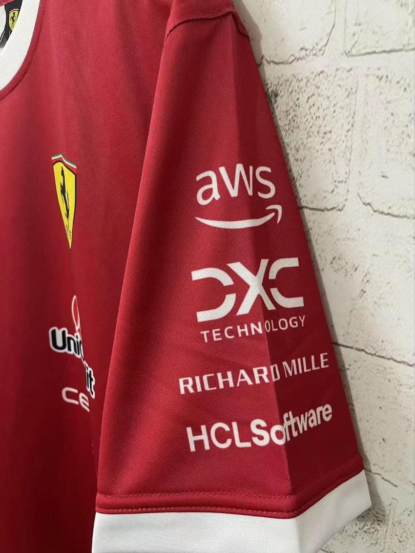 2025年F1フェラーリ ホワイトクルーネックレーシングウェア