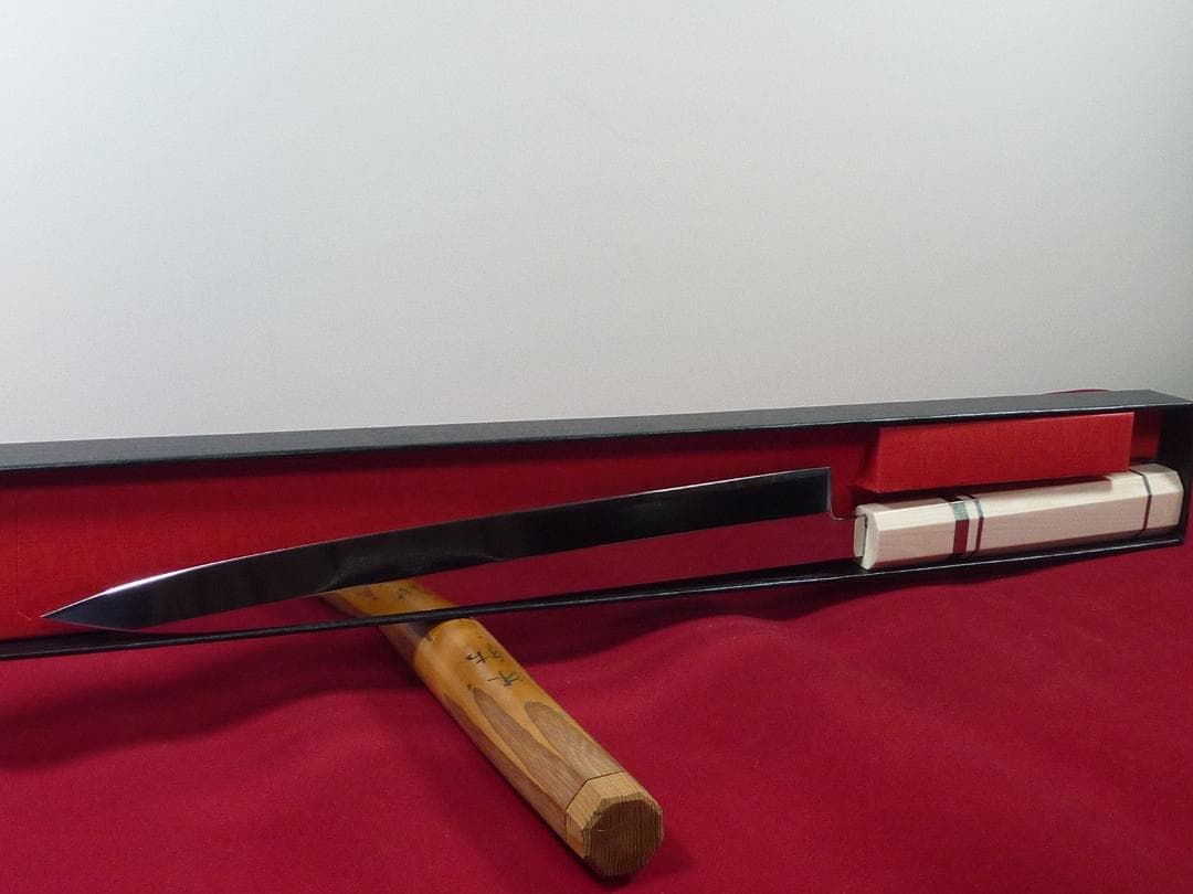 270mm　刃渡り約260mm　9寸　柳刃包丁　人工象牙　黒三本巻　八角柄