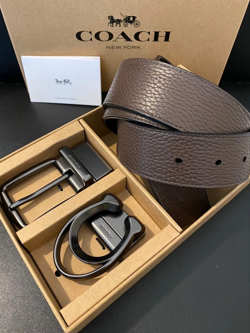 SALE♪コーチ　新品　リバーシブル　シグネチャー　ブラックxブラウン　ベルト