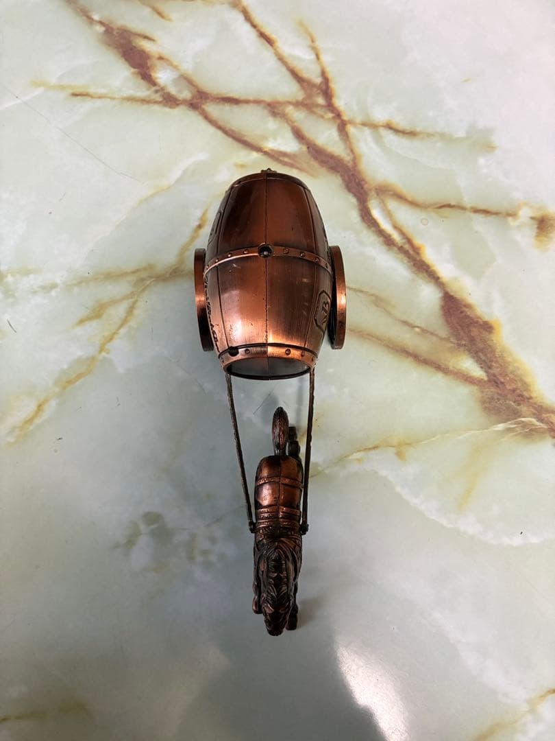 欧州製オブジェ　アンティーク　ライター　馬車樽を引く馬　午年　銅色　馬車型　美品