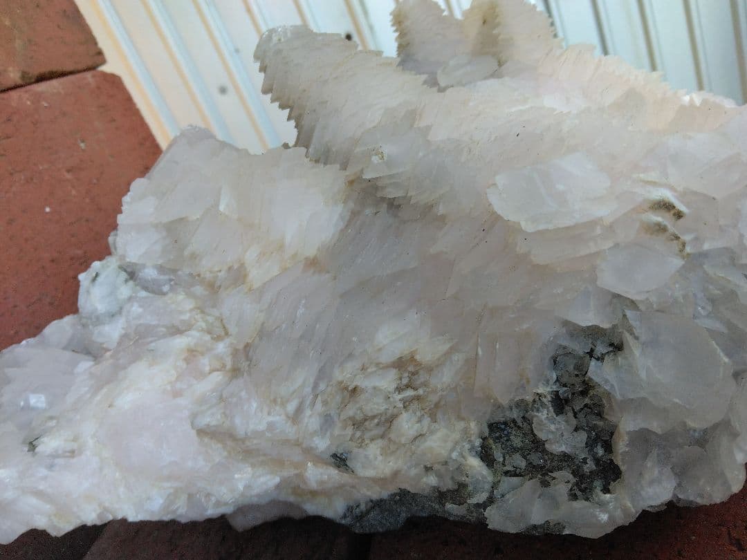 ピンク千階カルサイト　4.9kg　－ｍｔ581