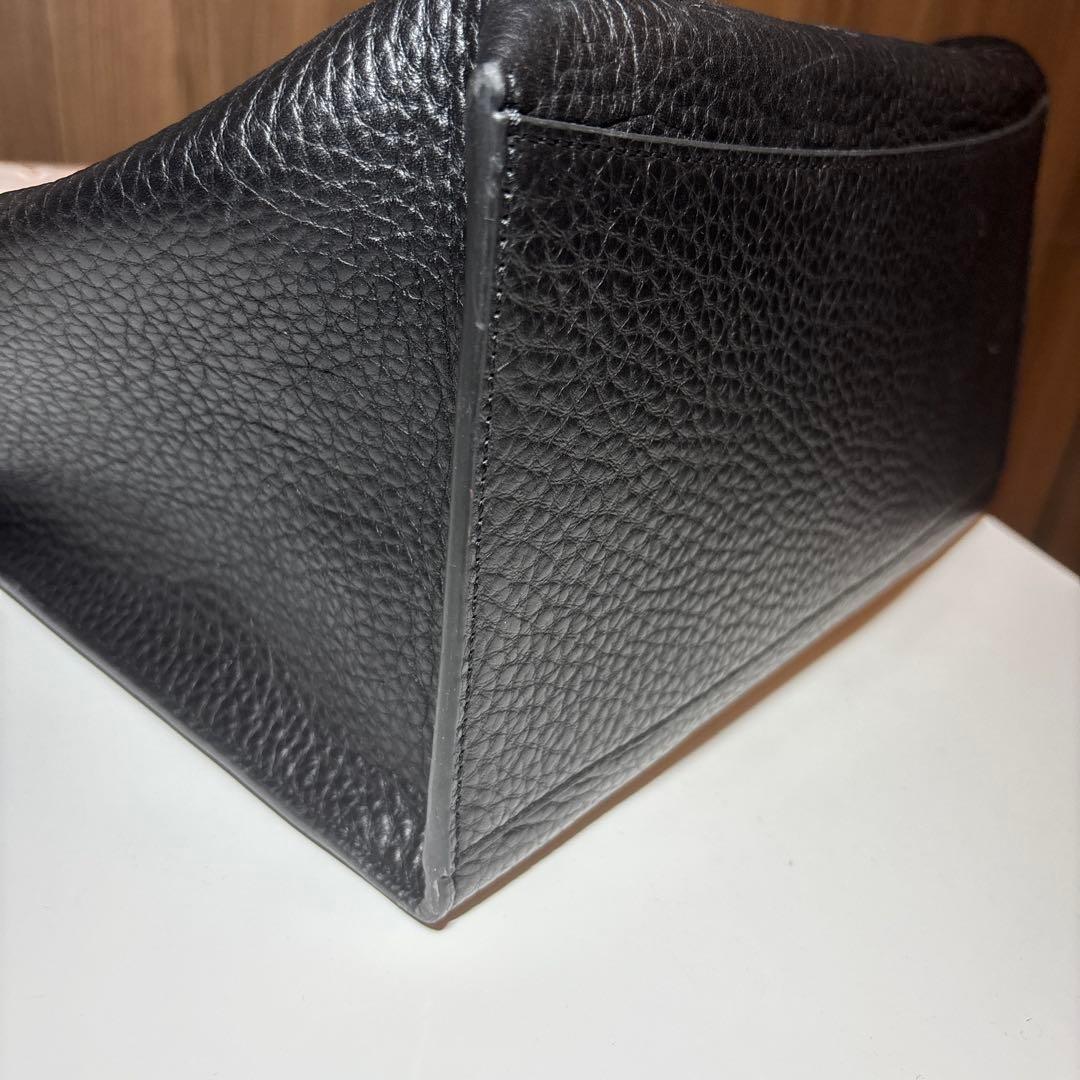 FURLA（フルラ）レザートートバッグ / 黒 / シボ革 / A4収納可