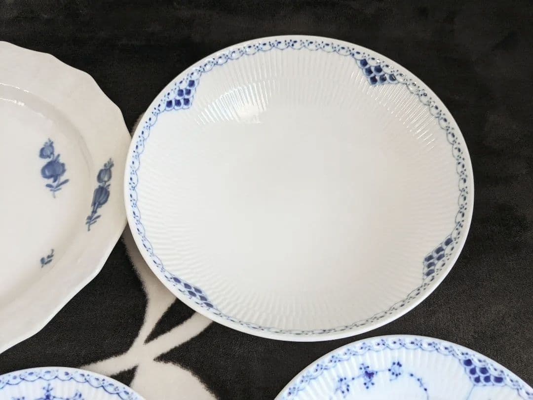 プリンセスボール&プレート・ブルーフラワーカーブ ・ブルーフルーテッド等7点