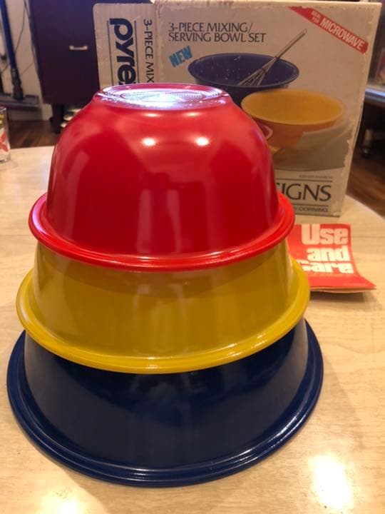 再値下げ　箱付き　オールドパイレックス 3色ボウルセット