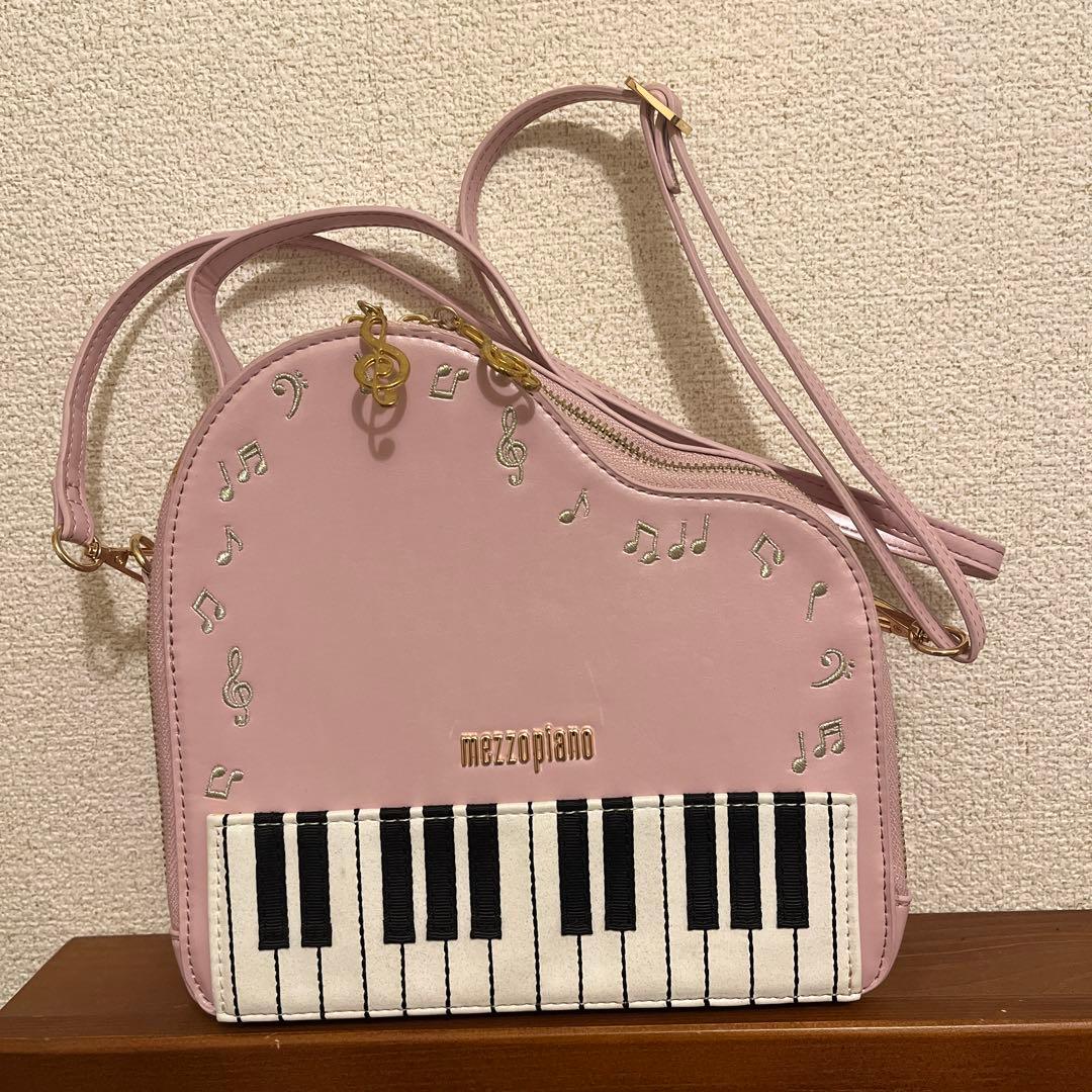 メゾピアノ ピアノ型 ショルダーバック