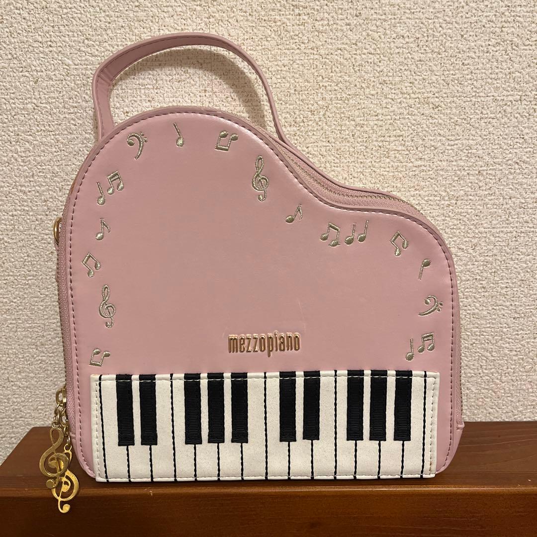 メゾピアノ ピアノ型 ショルダーバック