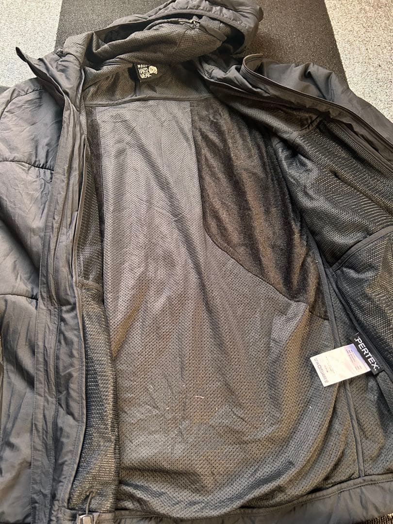 MOUNTAIN HARDWEAR ジャケット　軽量　防風　ブラック　L