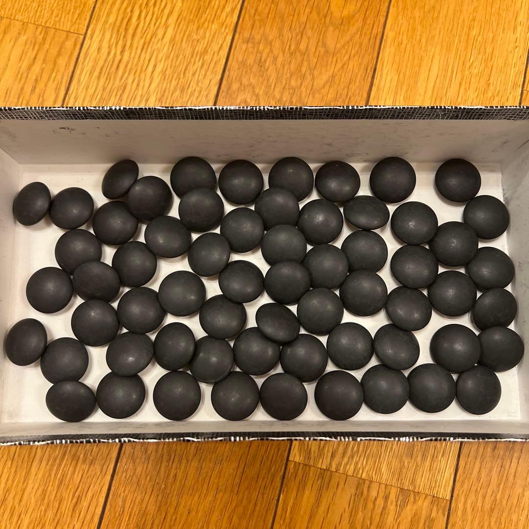 囲碁盤　碁石セット　脚付　へそあり　木製　日向特製　蛤碁石　那智黒