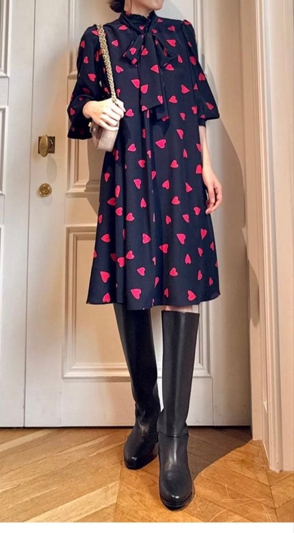 【LOULOU WILLOUGHBY】デシンハートプリントフラッパーワンピース