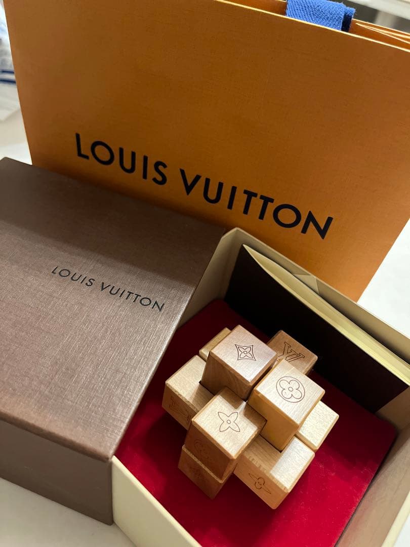 ルイヴィトン　限定ノベルティ　パテキ