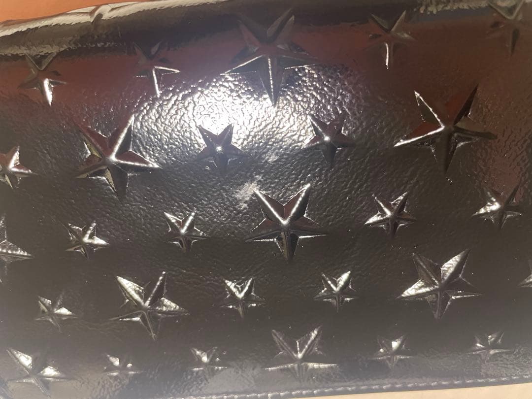 としJIMMY CHOO ブラック 星型スタッズ 長財布