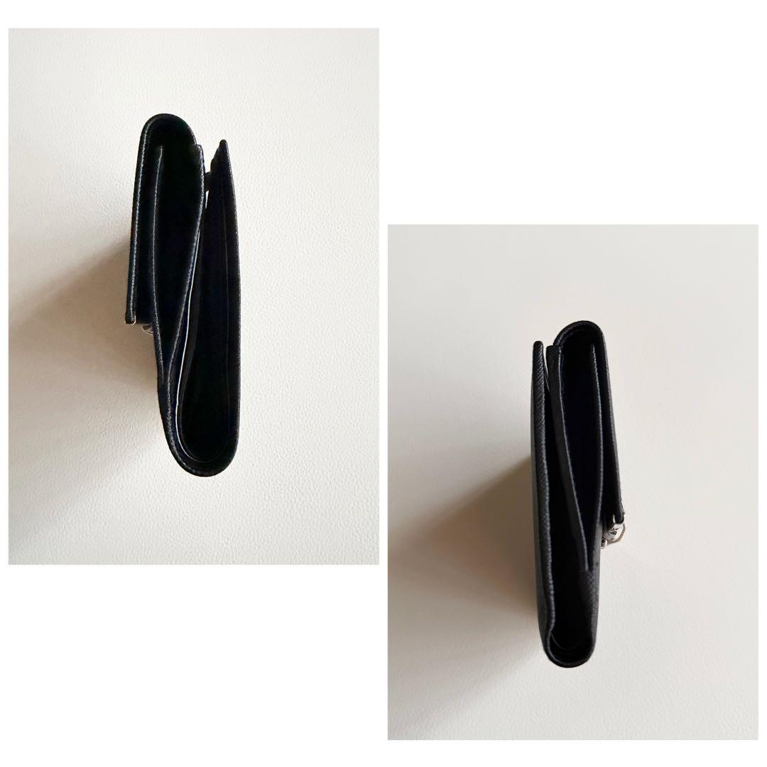 新品未使用【サルヴァトーレフェラガモ】ガンチーニ 二つ折り財布 レザー 黒 箱