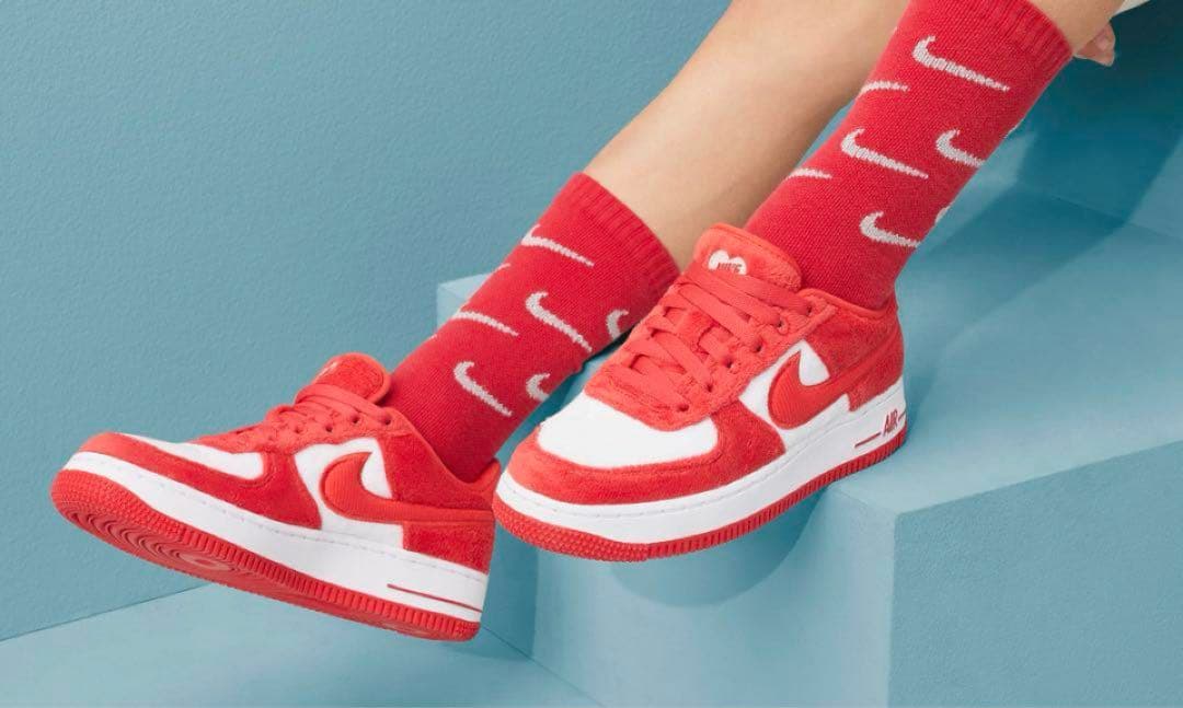 25cm NIKE AIR FORCE 1 （GS）バレンタイン ウィメンズ