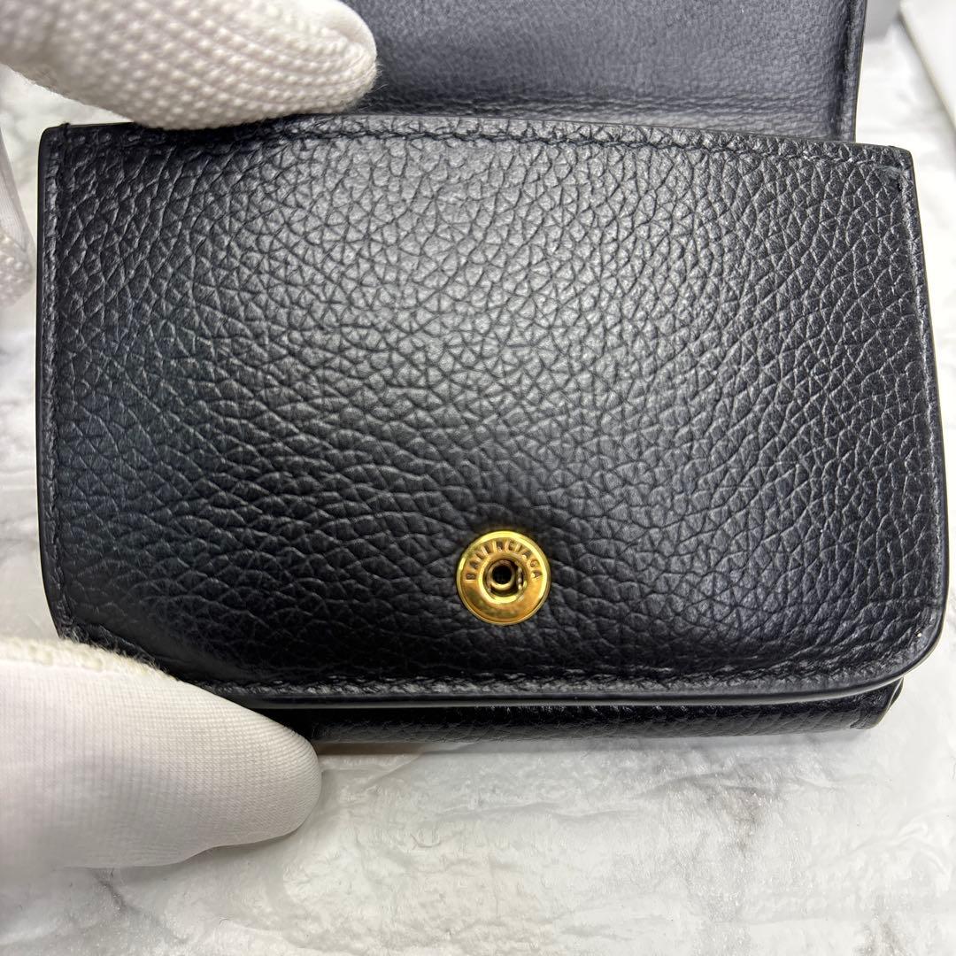 バレンシアガ　三つ折り財布　コンパクト　ブラック