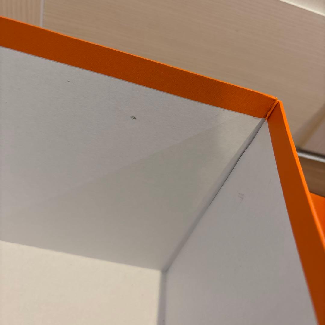 エルメス特大空箱二つ