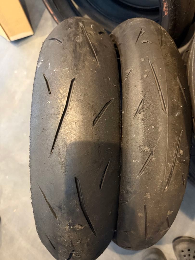 中古ダンロップ α13SP タイヤ F110/70R17 R140/70R17