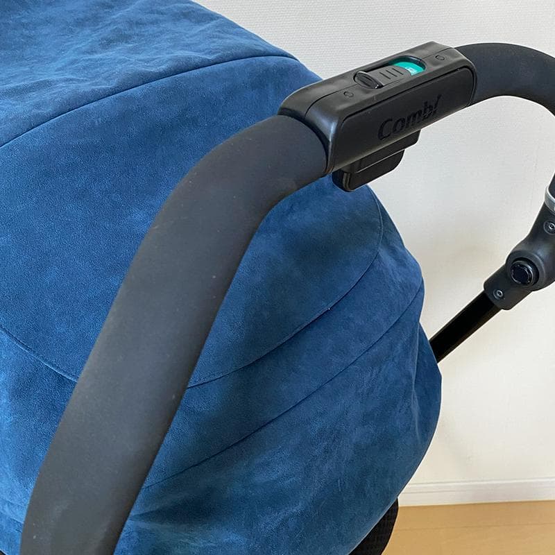 【美品】コンビ ベビーカー アット ネイビー 数量限定モデル A型ベビーカー