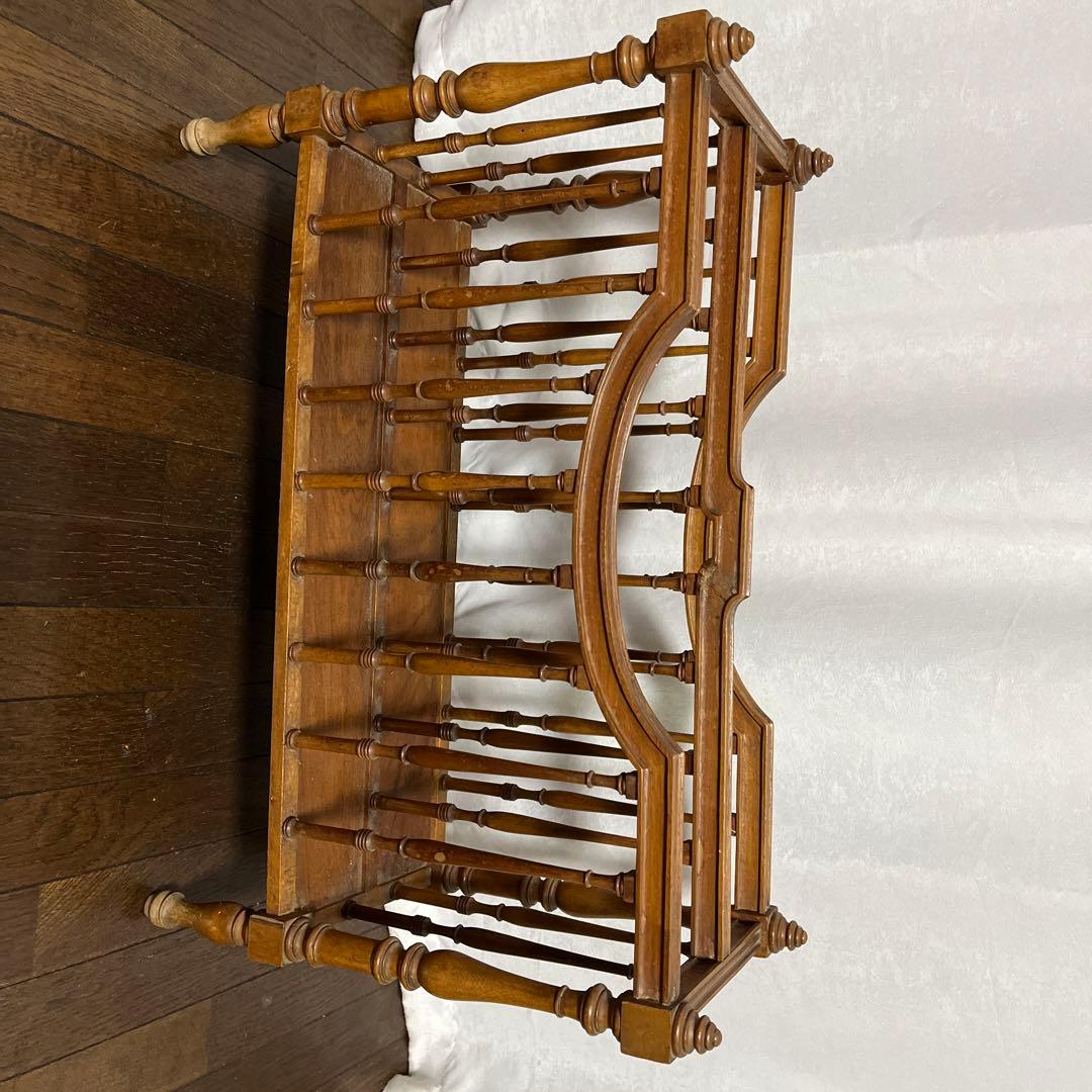 フランス　アル・デコ木製マガジンラック ブラウン スピンドルデザイン