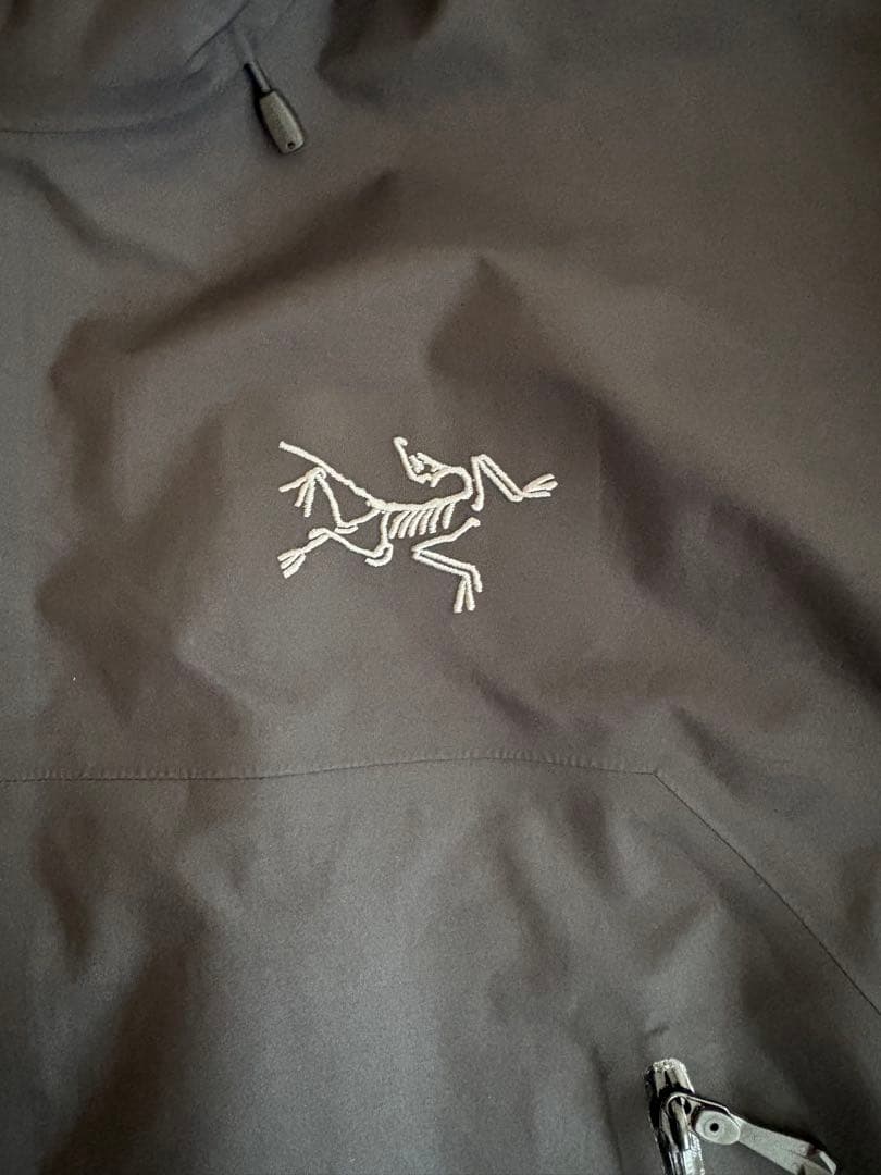 【Mサイズ】ARC'TERYX ベータ SL ジャケット 最新モデル