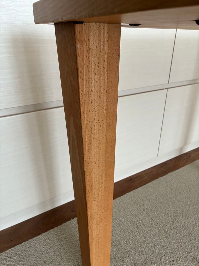 飛騨産業　ダイニングテーブル