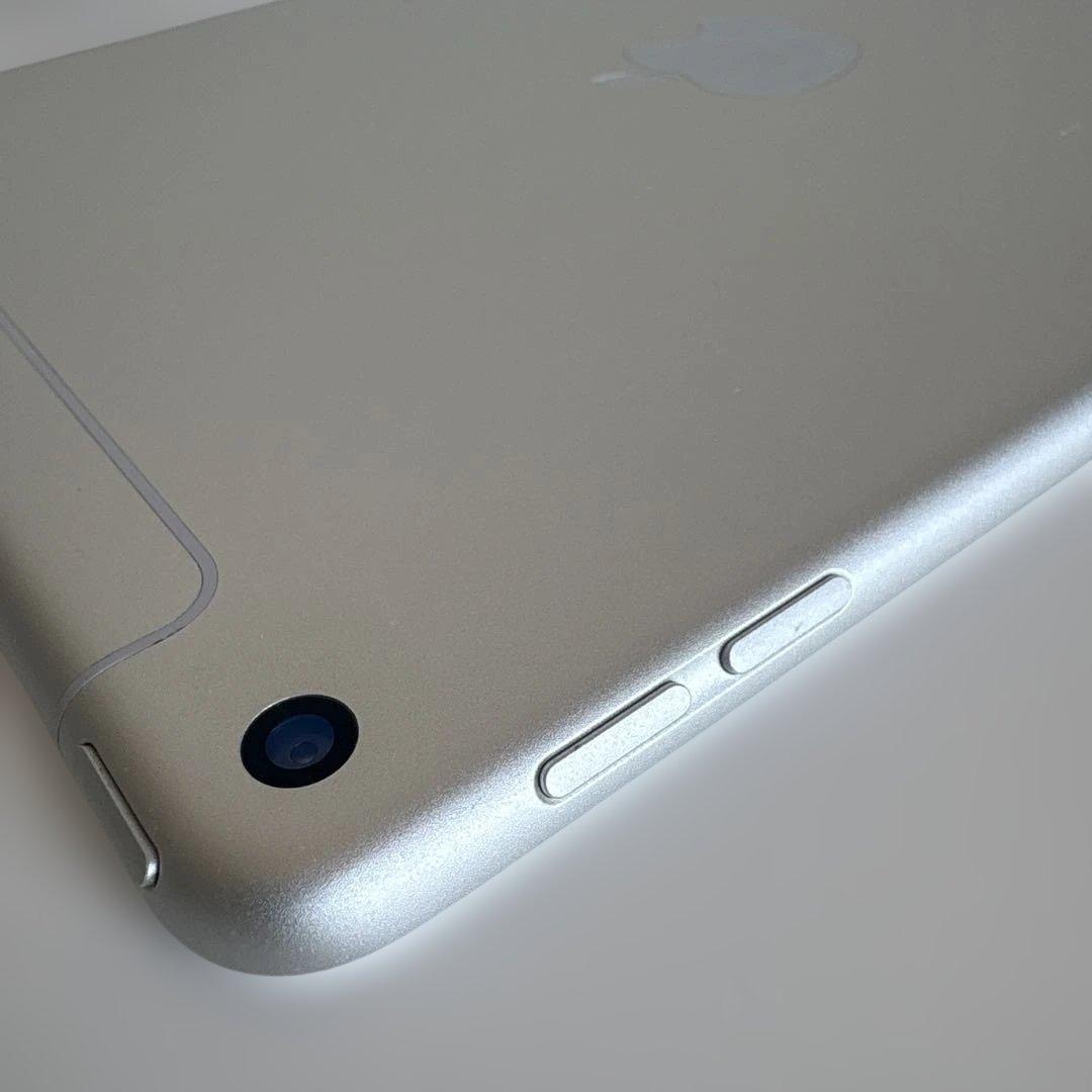 【美品】iPad mini5 セルラー 64GB SIMフリー