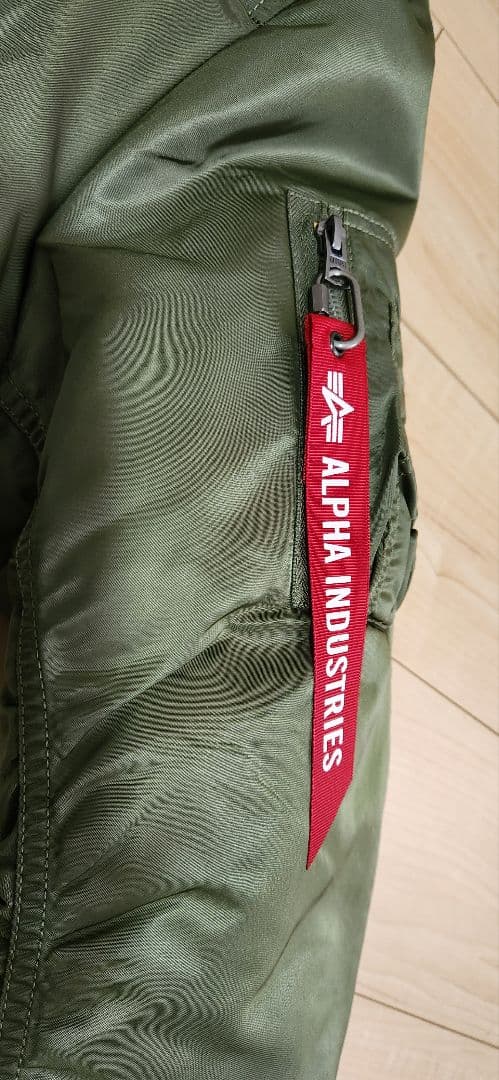 ALPHA INDUSTRIES MA-1 フライトジャケット オリーブ