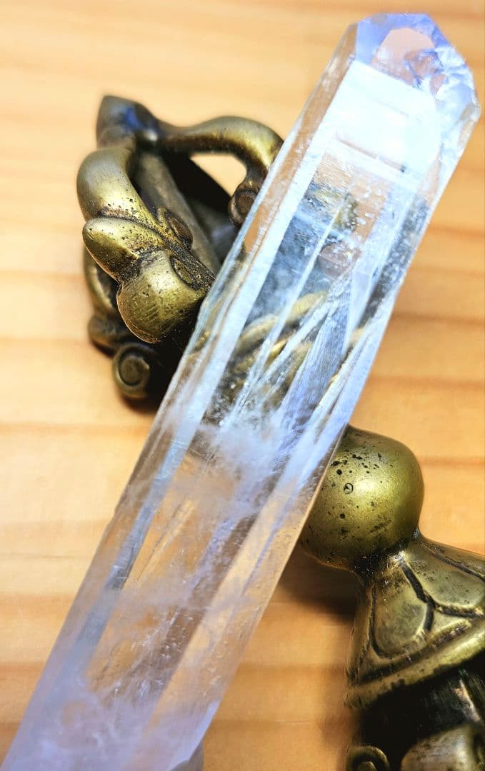 超高波動‼️ネパール マカルー産 水晶