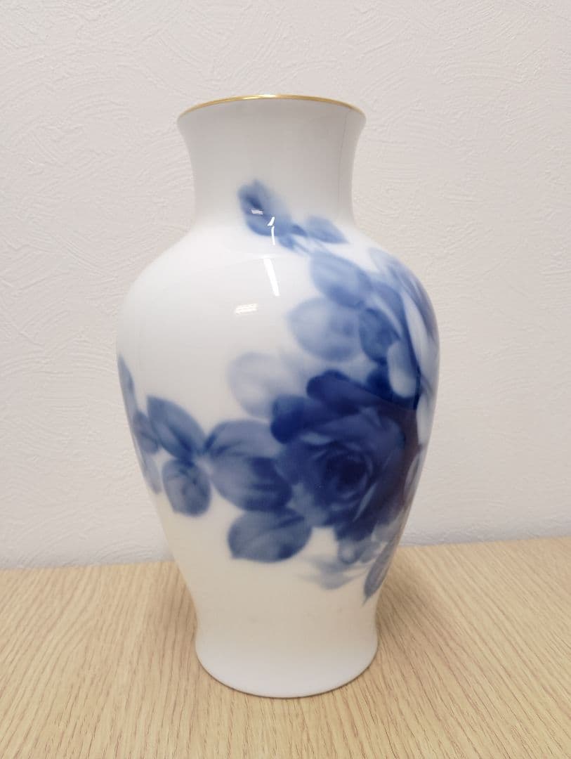 大倉陶園 ブルーローズ 花器