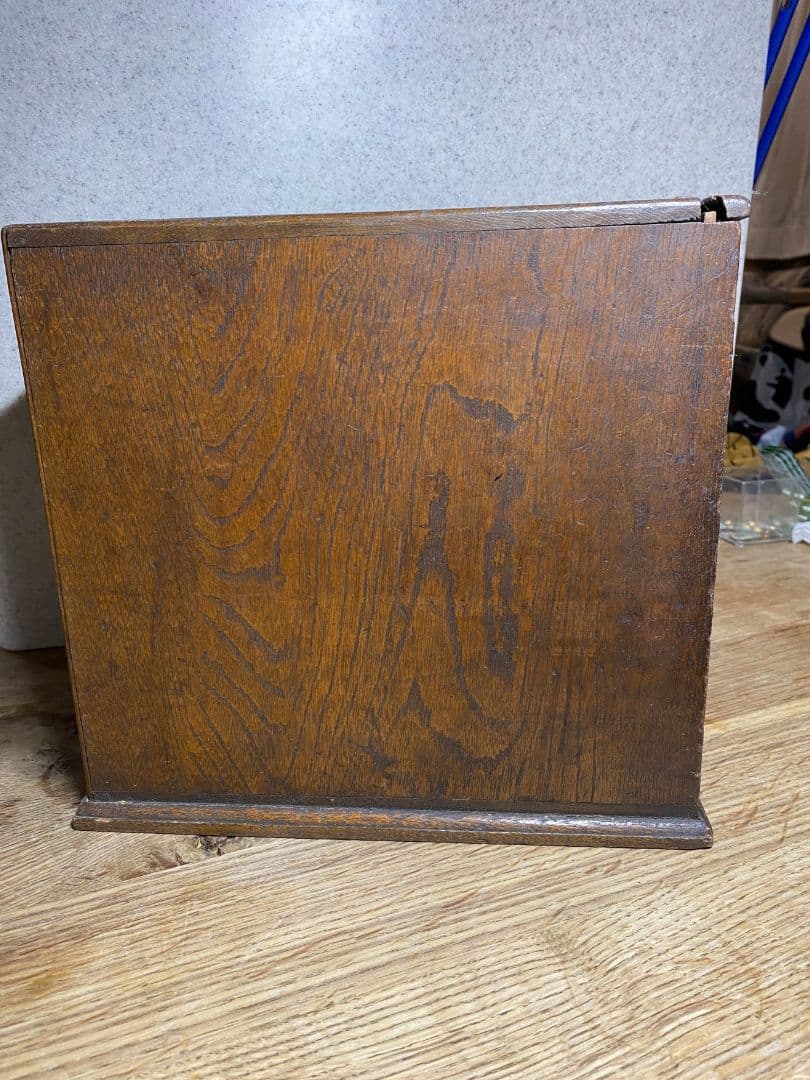 アンティーク♪時計屋さんのパーツ入れ