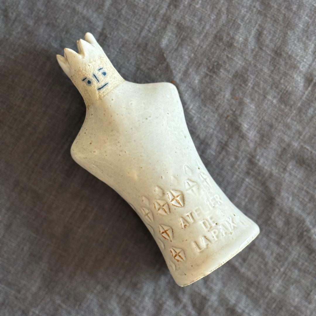 鹿児島睦さん　王子さまの一輪挿し