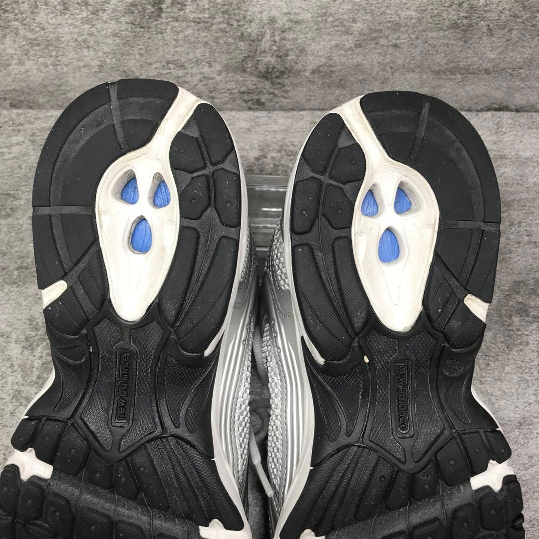 美品　New Balance MR530LG 【24.5】スニーカー　シルバー