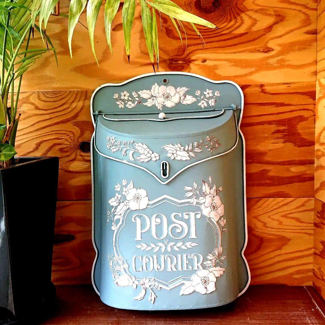鍵付き ポスト ブリキ アンティーク ヴィンテージ レトロ おしゃれ 壁掛け