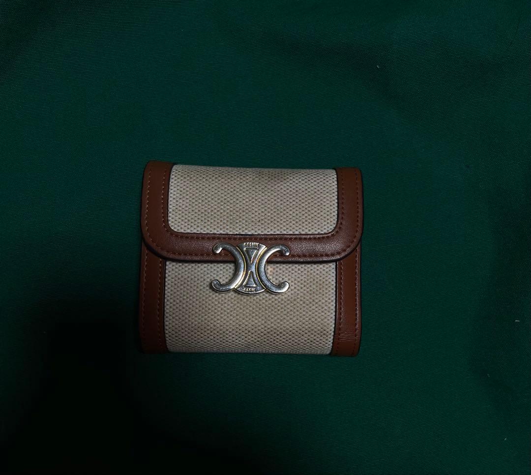 r*j様 三つ折り財布 ベージュとブラウン