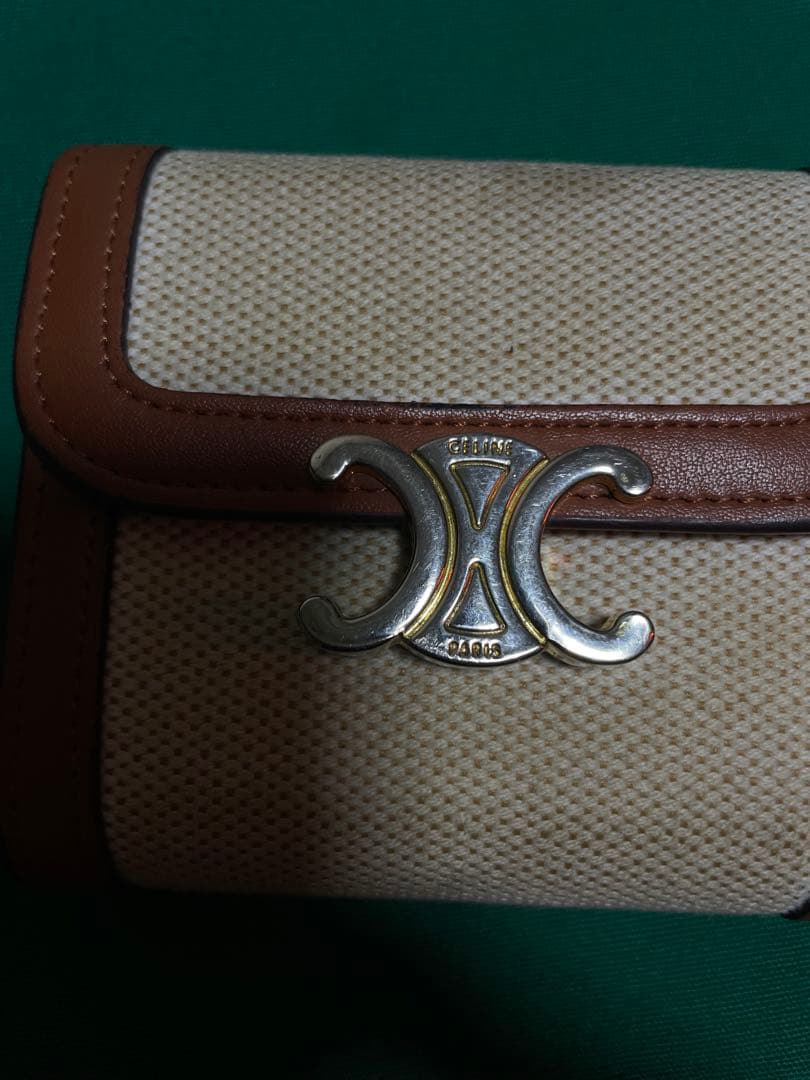 r*j様 三つ折り財布 ベージュとブラウン