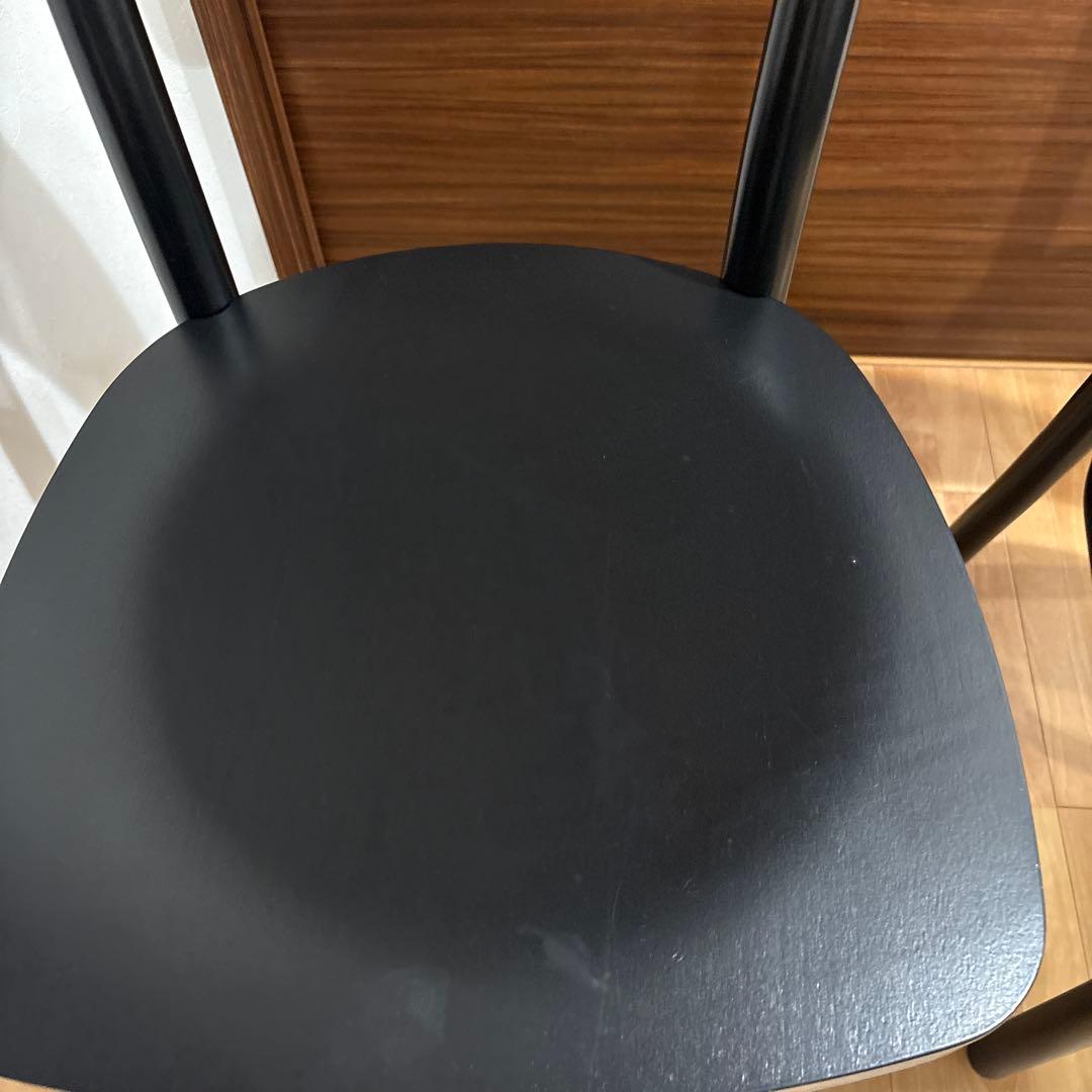 IKEA黒の木製ダイニングチェア2脚セット