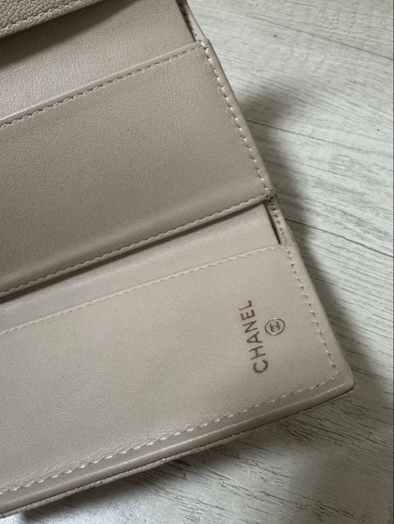 CHANEL ボーイシャネル キャビアスキン　三つ折り財布