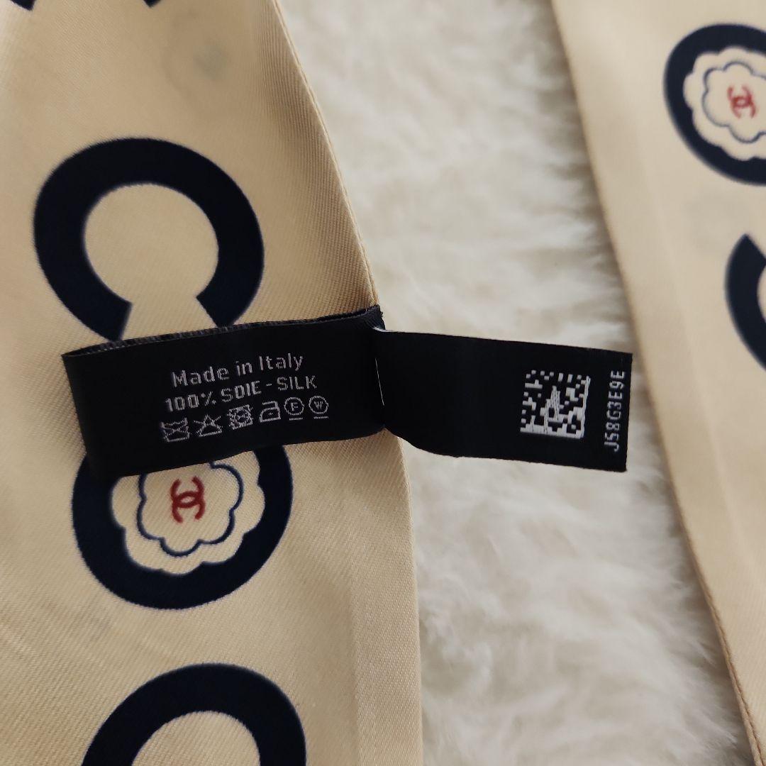 CHANEL　ココマーク スカーフ　シルク　ベージュ　カメリア